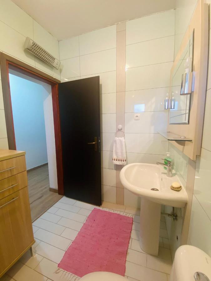 Apartmani Janja Стариград-Паклениця Екстер'єр фото