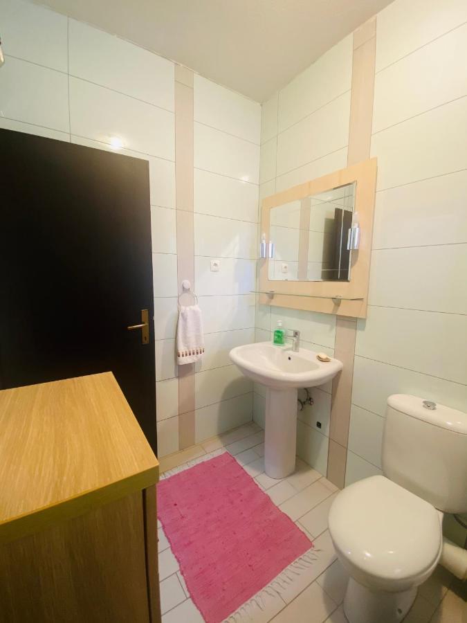 Apartmani Janja Стариград-Паклениця Екстер'єр фото